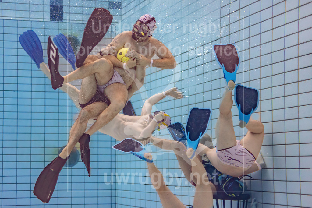 Finale der Deutschen Meisterschaft im Unterwasser-Rugby 2023 | Finale der Deutschen Meisterschaften im Unterwasser-Rugby vom 13./14. Mai 2023.

DUC Krefeld (blau) gegen TSV Malsch (weiß) - Realisiert mit Pictrs.com