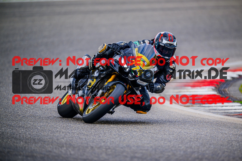 MaZZes_FotoMatrix_240910_6007705_6708 | WEISS