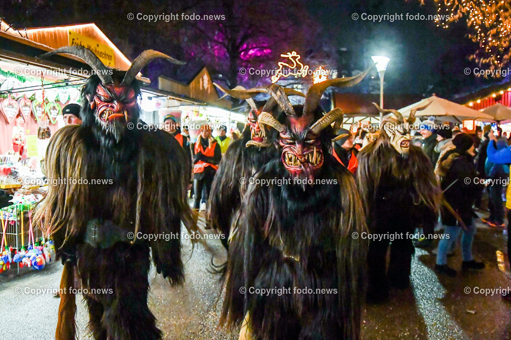 Perchten_ Christkindlmarkt Linz Volksgarten_ 14.12.2022-35 | 14.12.2022, Linz, AUT, Christkindlmarkt Volksgarten Linz, im Bild Perchtenlauf der Linzer Perchten 2022