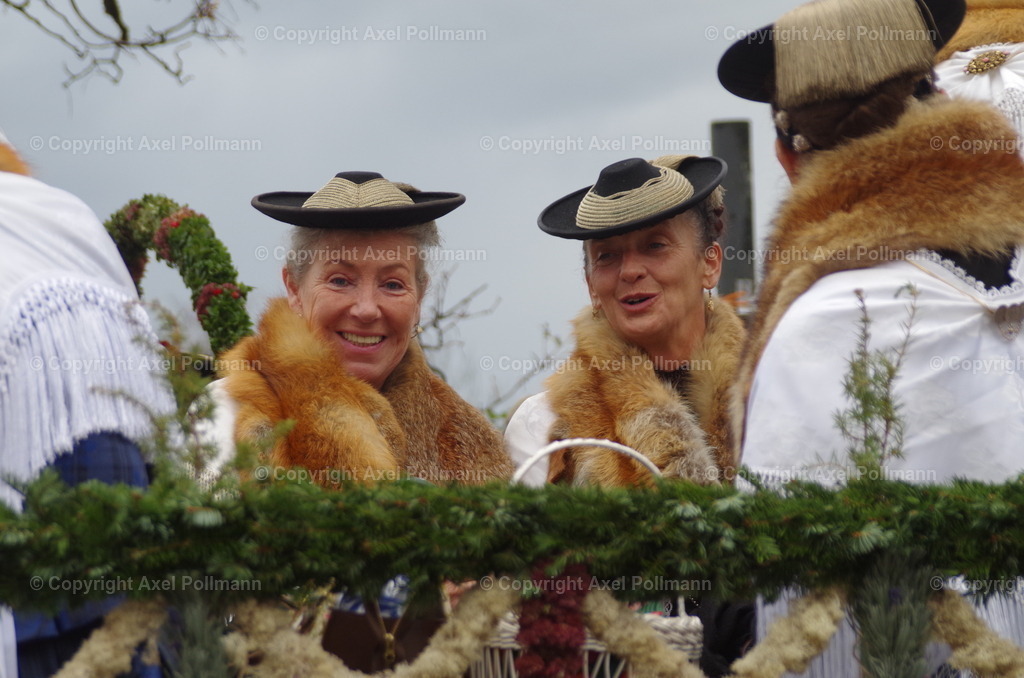 IMGP9432 | fotografiert von Axel PollmannLeonhardi Wallfahrt Benediktbeuern und Murnau, Fronleichnam, Fasching, Landschaft im Loisachtal und Benediktbeuern  - Realisiert mit Pictrs.com