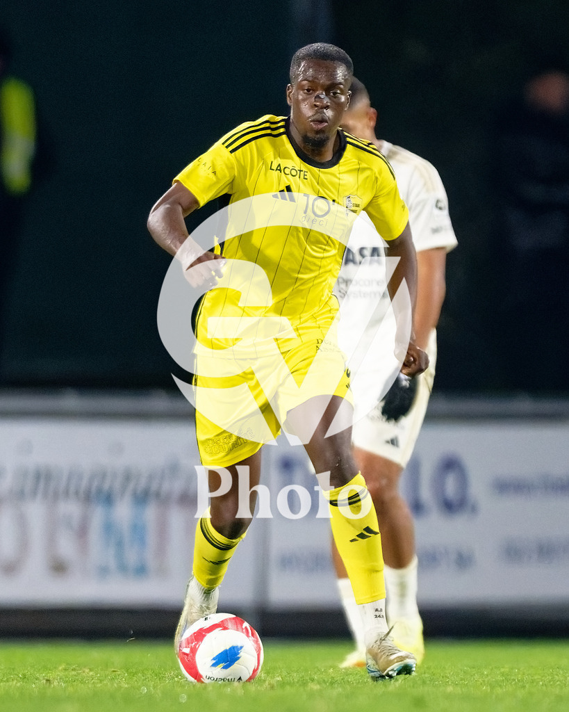 dieci Challenge League - FC Stade Nyonnais v Etoile Carouge FC |  during the dieci Challenge League match between FC Stade Nyonnais and Etoile Carouge FC at Centre sportif de Colovray in Nyon, Switzerland