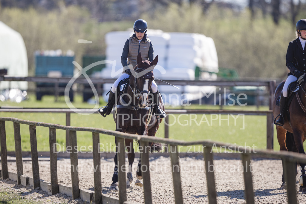220416_2_A-Springen-217 | Frühlingsfest der Pferde
Herford
16.April 2022
02 Springprüfung Kl. A** geschlossen