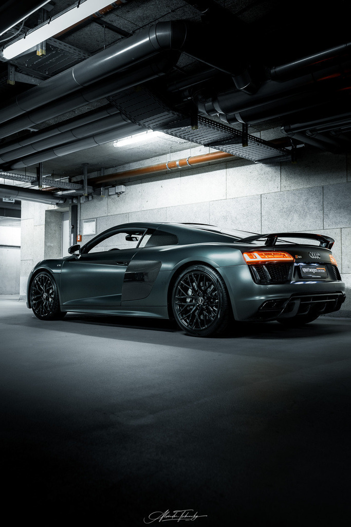R6AT2332 _Alexander Tschuncky | Audi R8 V10 - Realisiert mit Pictrs.com