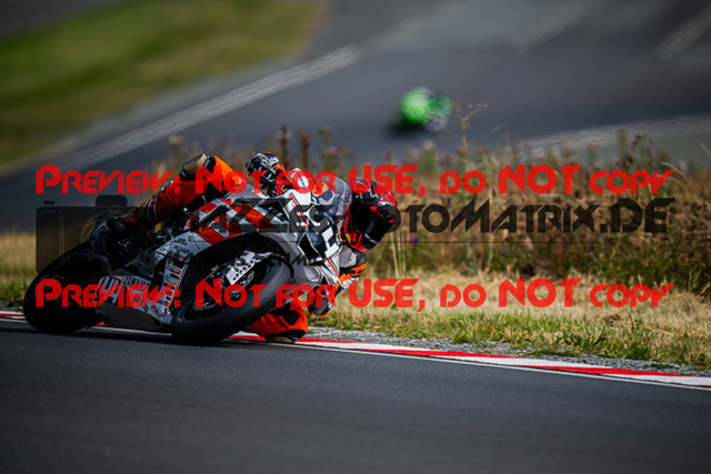MaZZes_FotoMatrix_220723_7557 | PRO SUPERSTOCK