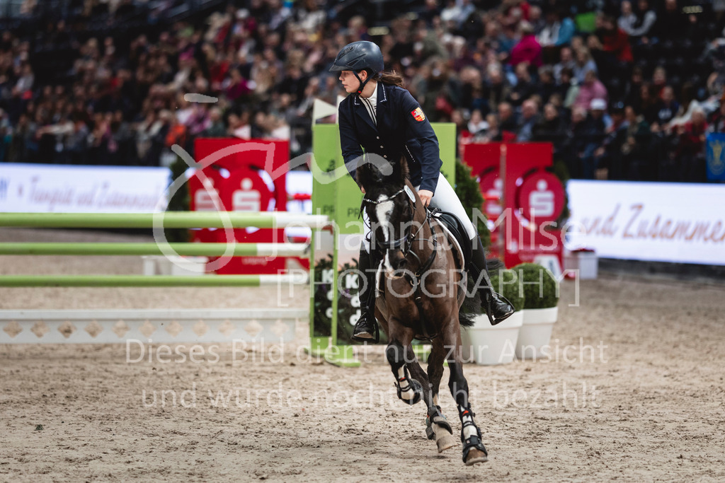 240119_Leipzig_PonyTrophy-586 | Deine schönsten Turniermomente als professionelle Fotos! Entdecke hochwertige Pferdesport-Fotografie im Online-Shop. Jetzt Fotos finden & bestellen!