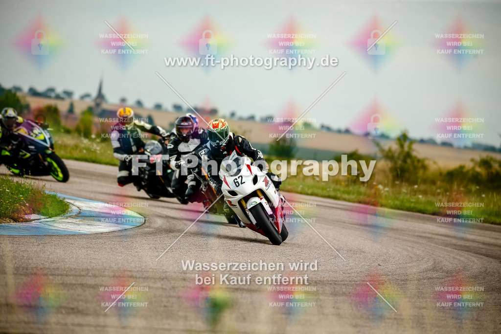 Chambley Juli-2355 | Hier findet Ihr Bilder von Touristenfahrten auf der Nürburgring Nordschleife oder von anderen Veranstaltungen die ich besucht habe. Viel Spass beim Durch Schauen 