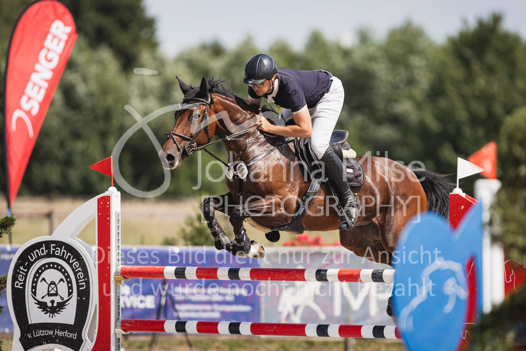 250629_PfSpTa_2Ph-M1-785 | Deine schönsten Turniermomente als professionelle Fotos! Entdecke hochwertige Pferdesport-Fotografie im Online-Shop. Jetzt Fotos finden & bestellen!