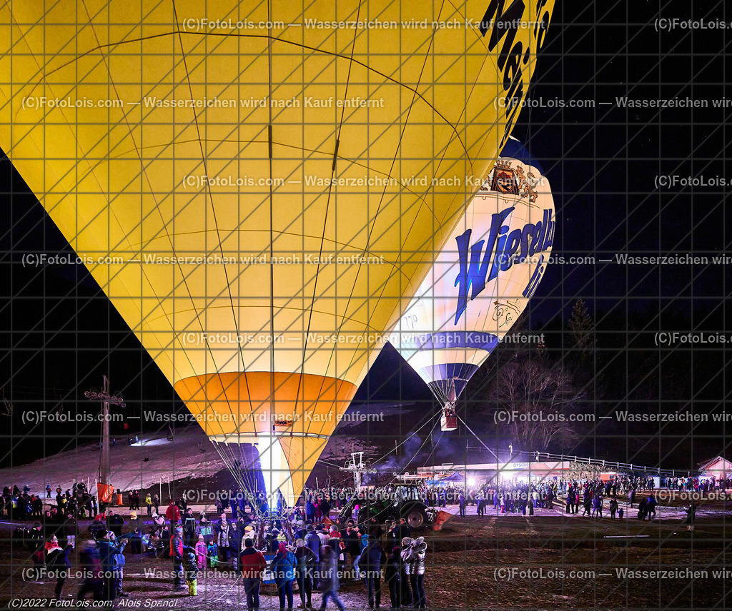 ALP0391_Nacht der Ballone_Lackenhof | (C)FotoLois.com, Alois Spandl, 'Nacht der Ballone' des Ballonclub ÖTSCHERLAND in Lackenhof/Weitental, gemeinsame Veranstaltung mit Tourismusverband ÖTSCHER, Mi 28. Dezember 2022.