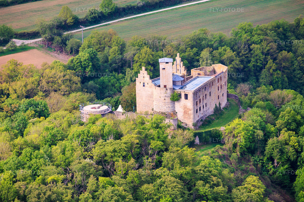 Luftbild: Burg Trimburg von Nordosten im Ortsteil Trimberg in Elfershausen im Bundesland Bayern in Deutschland.Foto: IMG_155577.jpg vom 03.05.2026 durch Werner Riehm/FLY-FOTO.deAuflösung des Originals: 6000 x 4000 pxtrimburg.com