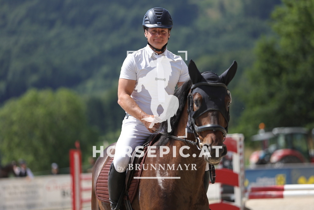 0P6A0047 | Willkommen bei Brunnmayr - Design & Fotografie – Ihrem Spezialisten für Reitturniere und Pferdeveranstaltungen in Oberösterreich, Salzburg und Bayern! Seit über 17 Jahren sind wir leidenschaftlich dabei.