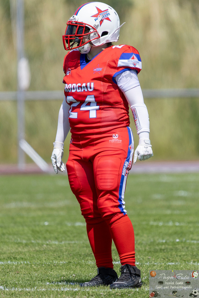 GFLW 1: German Football League Women 1: Rodgau Pioneers Ladies - Stuttgart Scorpions Sisters, 07.06.2026 | Anne Schug (Rodgau Pioneers Ladies #24), Freisteller, Portrait / Porträt, Rodgau Pioneers Ladies - Stuttgart Scorpions Sisters, Rodgau, Maingau-Energie-Stadion "Am Weichsee", 7.6.2026 - Realisiert mit Pictrs.com