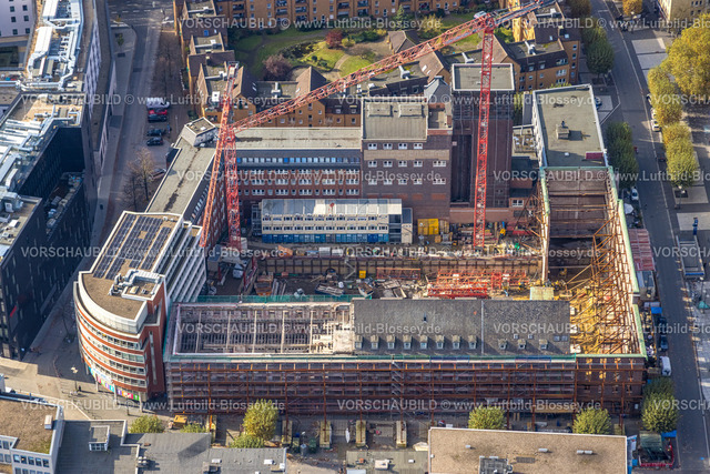 Bochum241016387 | Luftbild, roter Backsteinbau Innenhof mit Baustelle für Haus des Wissens, ehemaliges Hauptpost-Gebäude, Gleisdreieck, Bochum, Ruhrgebiet, Nordrhein-Westfalen, Deutschland
