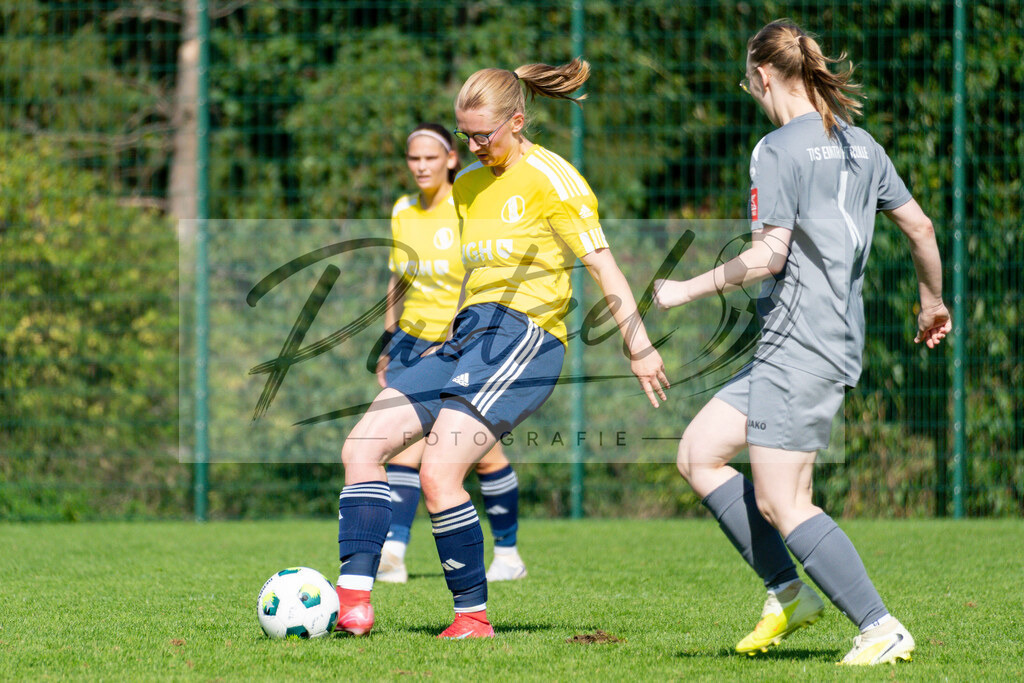 20260906_RULSVK_0389 | Fußball, Frauen:   beim Spiel der Kreisliga zwischen SG Rulle/Haste vs. SV Kettenkamp am 06.09.2026 im Stavermann-Sportpark in Rulle/Wallenhorst, Deutschland.(Foto von Nico Paetzel) - Realisiert mit Pictrs.com