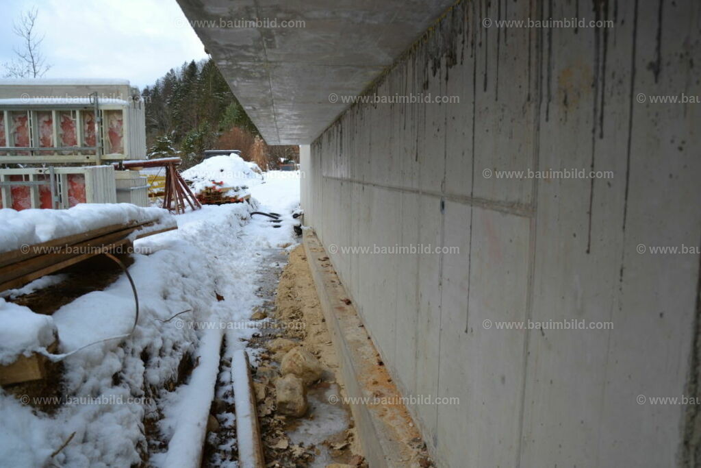 bib-lg04-sonstige-betonarbeiten-0747 | Nach LV-Leistungsgruppen sortierte Detailfotos über den Bau eines Hauses. Alle Hausbau-Bilder direkt vom Urheber und Autor der Website Haus-Selber-Bauen.com