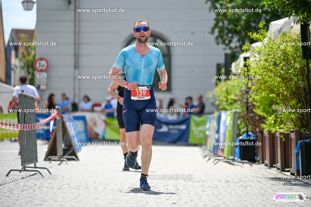 SZI_7204 | Stadttriathlon Erding 2025. #yourpictrs #sportshot_your_pictrs @Sportshotphotography #stadttriathlonerding Copyright: www.sportshot.de