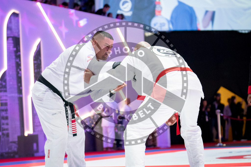 20231107PBB6425 | Fighters compete during the AJP World Master Championship in the Mubadala Arena in Abu Dhabi, Arab United Emirates, on November 7, 2023.