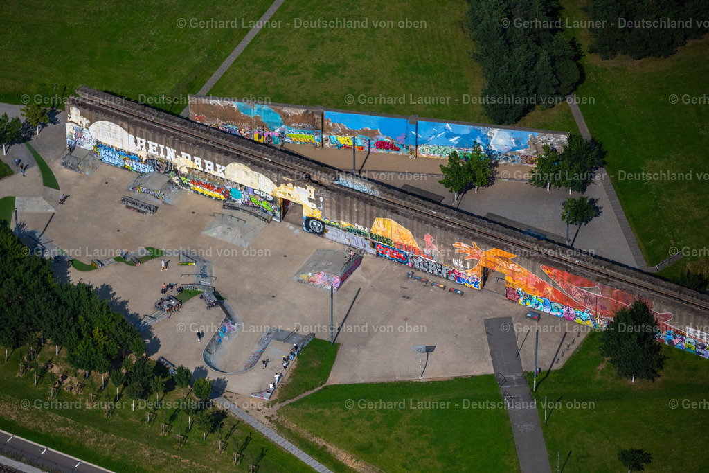 4049725 | Skate Park und Street Art im Rheinpark Duisburg