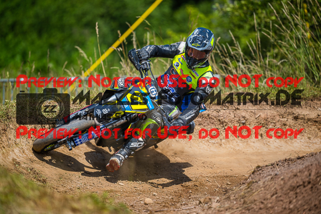 MaZZes_FotoMatrix_220619_2108 | S2