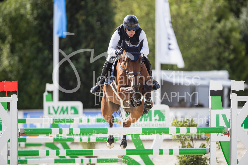 250711_BHO_2Ph-M2-2-872 | Deine schönsten Turniermomente als professionelle Fotos! Entdecke hochwertige Pferdesport-Fotografie im Online-Shop. Jetzt Fotos finden & bestellen!