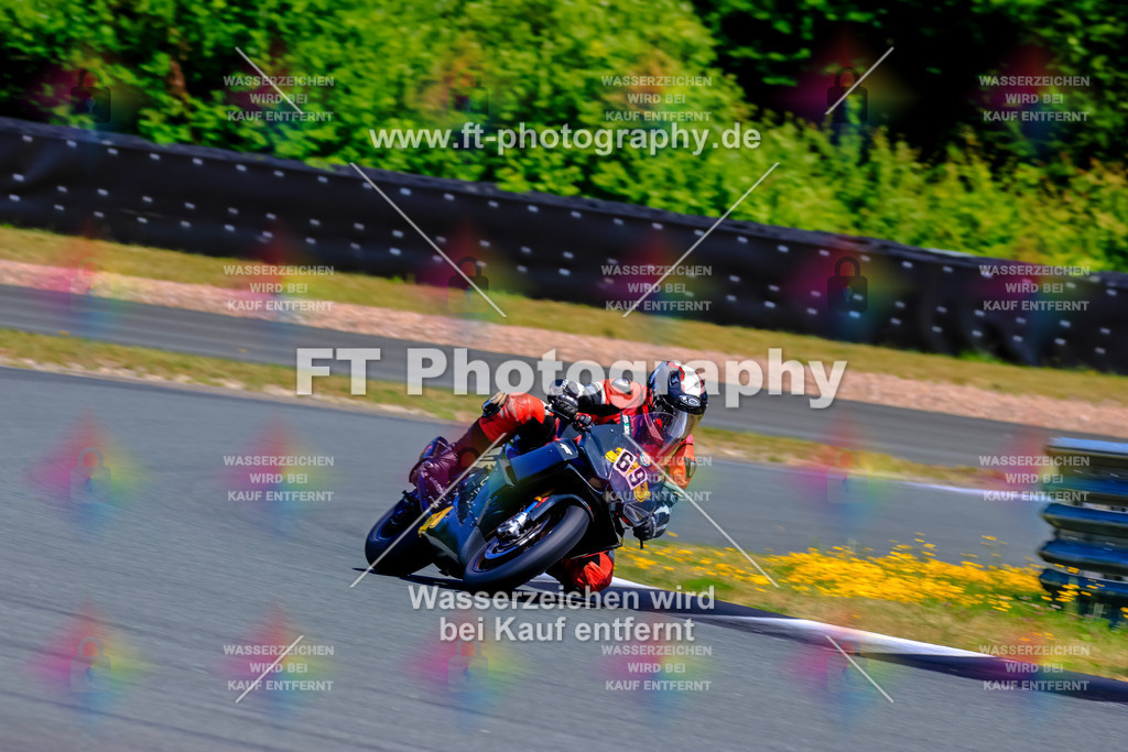 _TCM6328 | Hier findet Ihr Bilder von Touristenfahrten auf der Nürburgring Nordschleife oder von anderen Veranstaltungen die ich besucht habe. Viel Spass beim Durch Schauen 