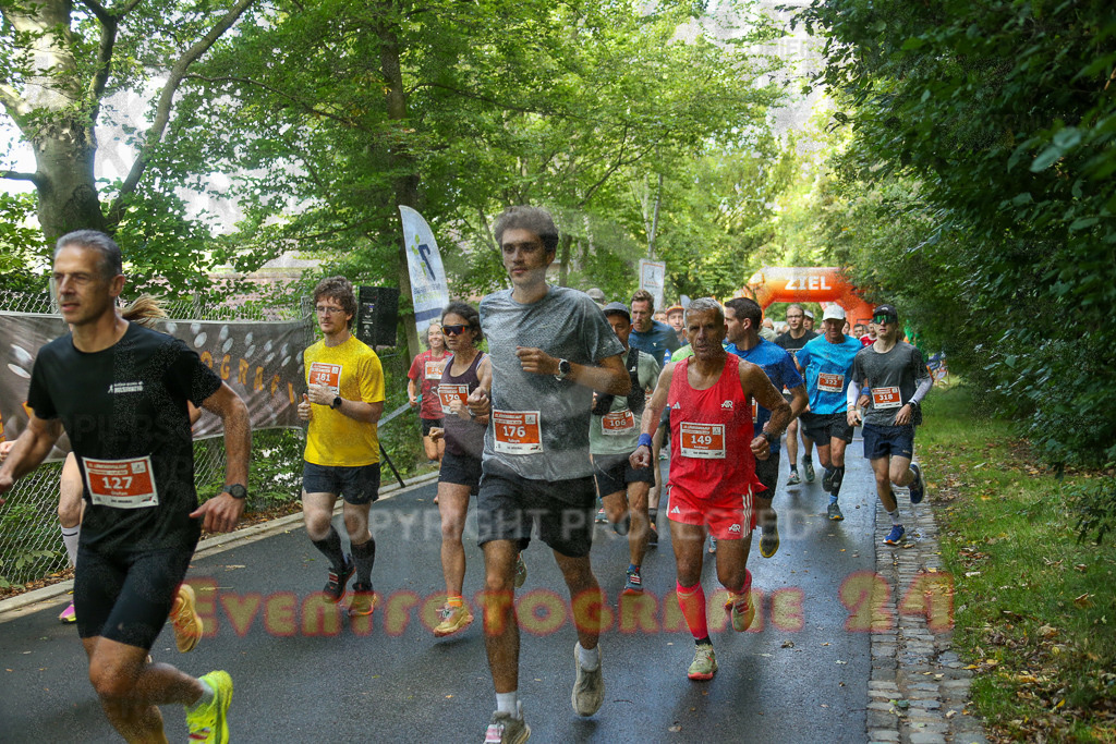 250914_1100_EX1_1189 | Sportfotografie im Rhein-Sieg Kreis, Köln, Bonn, NRW, Rheinland Pfalz, Hessen, etc. Unser Tätigkeitsfeld umfasst den Laufsport vom Volkslauf über den Marathon, Duathlon, Triathon bis zum Ultralauf wie Kölnpfad Ultra oder Schindertrail.
