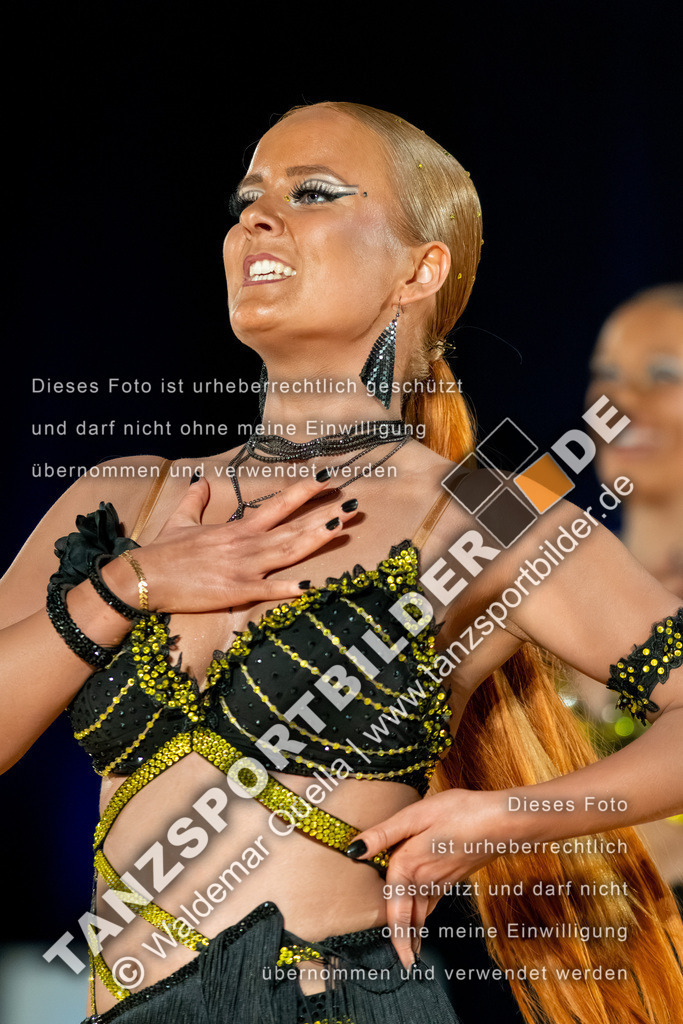20260322-12167 | Hier finden Sie Tanz Bilder vom Latein und Standard Formationen tanzen. Sportbilder vom Tanzsport. Schöne Fotos und von Weltmeisterschaft, Europameisterschaft, Bundesliga, Regionalliga, Oberliga und Landesliga sowie von GOC Stuttgart, DanceComp, WM Bremen