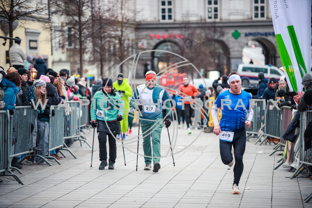 SILVESTERLAUF LINZ 25 | Linz, AUSTRIA, 31. Dezember 25, TRIRUN SILVESTERLAUF LINZ 25 , Image shows: 
Photo: WAPICS / BINDER Manuel