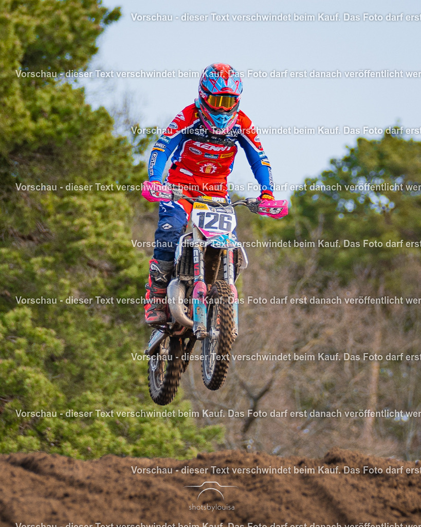 04_13_Bensdorf_85-1210 | Sportfotografin aus Berlin-Brandenburg mit Fokus auf Motocross. Ich halte deine sportliche Leistung und echte Emotionen auf und neben der Strecke professionell fest. Entdecke die Fotos von deinem Rennen und bestelle sie direkt hier im Shop.