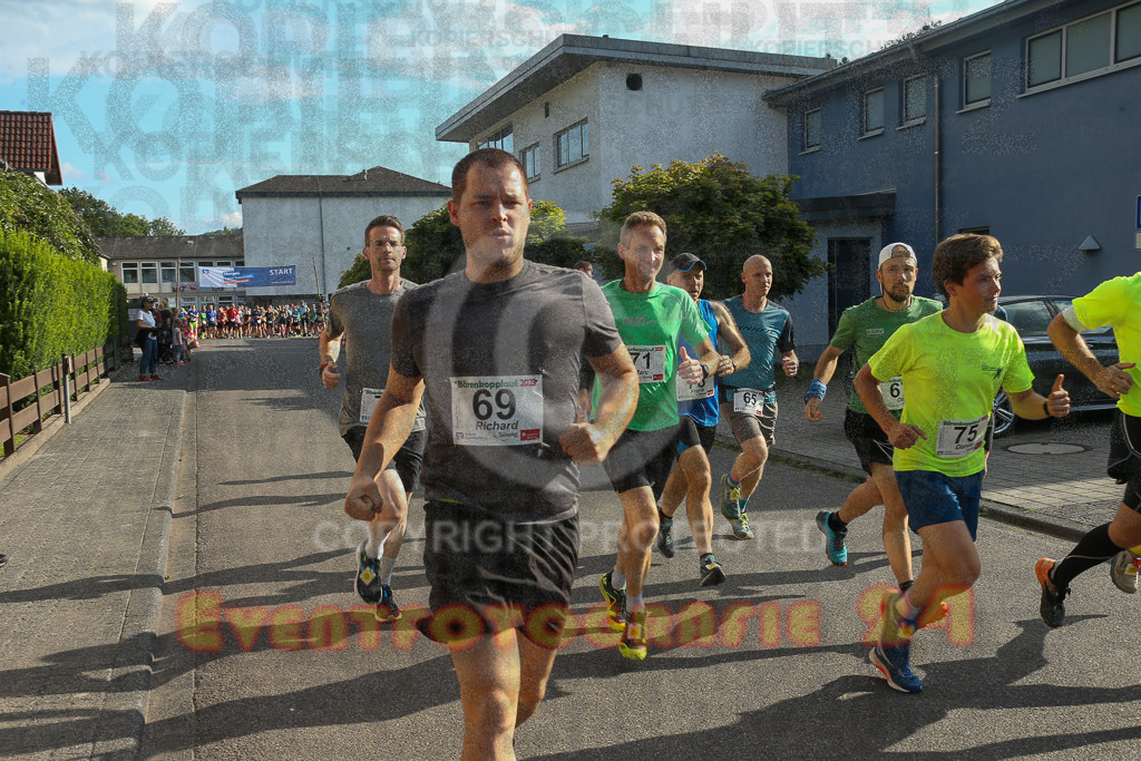 230804_1802_EX1_3605 | Sportfotografie im Rhein-Sieg Kreis, Köln, Bonn, NRW, Rheinland Pfalz, Hessen, etc. Unser Tätigkeitsfeld umfasst den Laufsport vom Volkslauf über den Marathon, Duathlon, Triathon bis zum Ultralauf wie Kölnpfad Ultra oder Schindertrail.