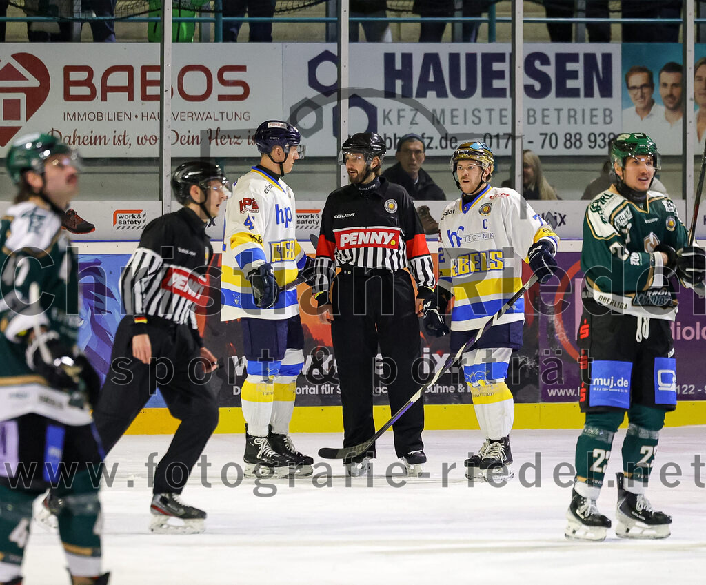 2025-12-05_096_TSV_Erding_gegen_Stuttgart_Rebels | Erding, Deutschland, 05.12.2025:Eishockey, Oberliga Süd 2025 / 2026, 23. Spieltag, TSV Erding gegen Stuttgart Rebels, Endergebnis: 5:6Dane Montgomery (Stuttgart Rebels, #72)Foto: Christian Riedel / fotografie-riedel.net