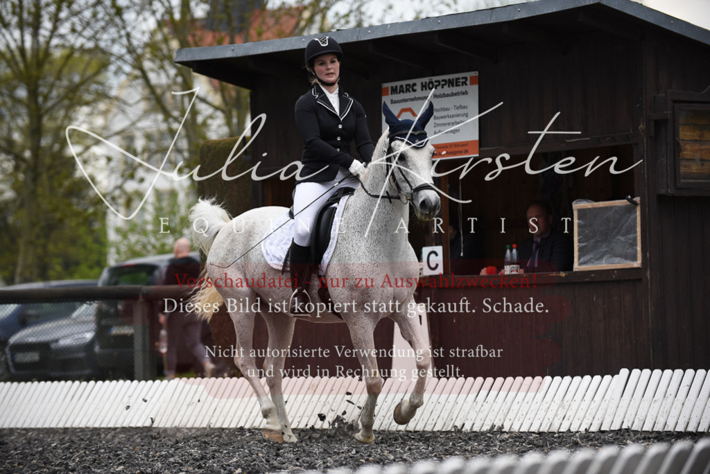 20230513_JK-Röhrsdorf-15-150 | Pferde- und Turnierfotografie in Westsachsen. Pferdeportraits, Auftragszeichnungen und intuitive Kunst.