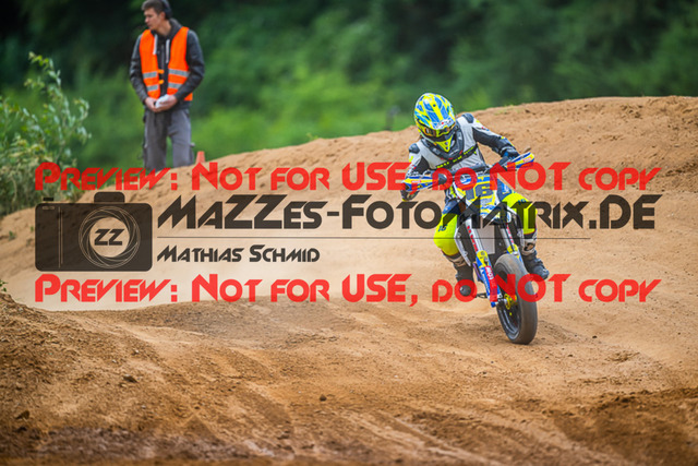 MaZZes_FotoMatrix_220528_8205 | Fotograf Mathias Schmid
Sportfotograf,
Eventfotograf,
Hochzeitsfotograf,
Portraitfotograf