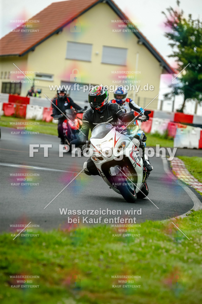 VBK-3746 | Hier findet Ihr Bilder von Touristenfahrten auf der Nürburgring Nordschleife oder von anderen Veranstaltungen die ich besucht habe. Viel Spass beim Durch Schauen 