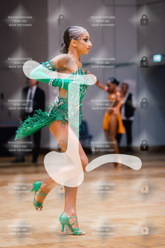 GOC 2025 - WDSF Solo Junior II Latin Female - 2025-08-21-8389 | Webshop for digital downloads and prints of dance sport, event & show photographer Julian Link - Realisiert mit Pictrs.com