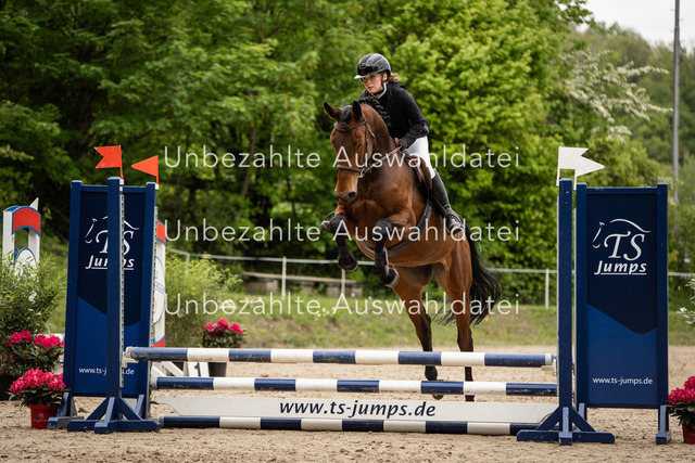 Bad_Meinberg_07545 | saradresslerfotografie - Realisiert mit Pictrs.com