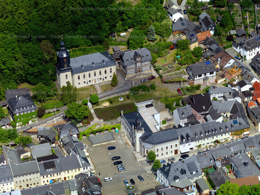 3201984 | Marktplatz mit Rathaus und Stadtkirche, Leutenberg