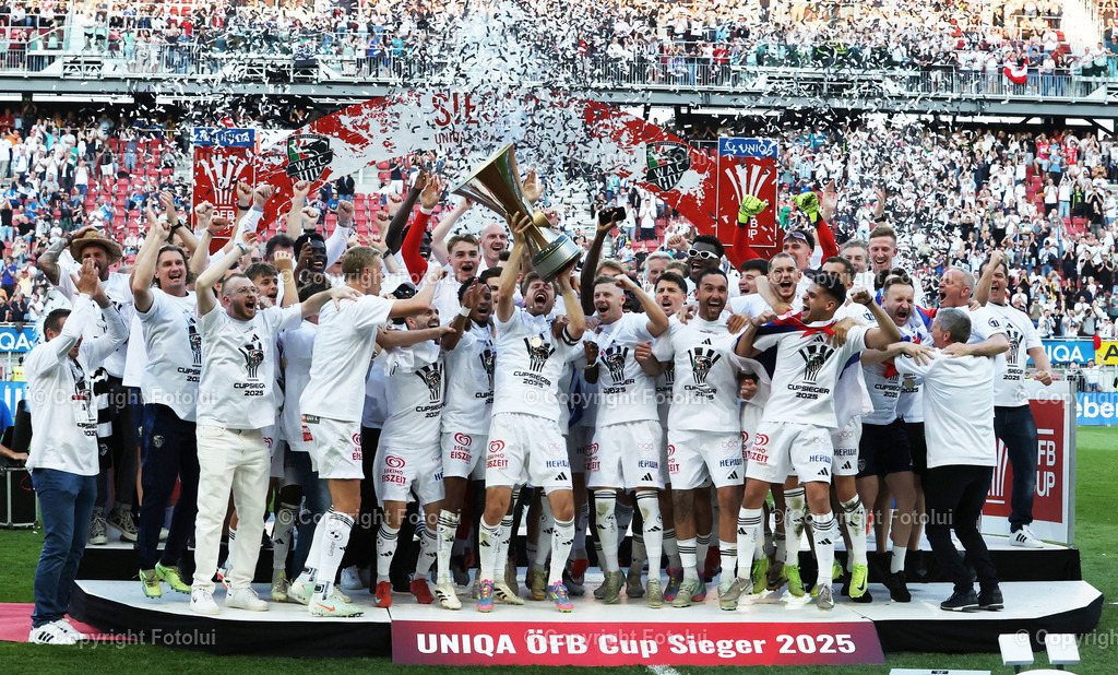 A_LUI_010525_00012 | SPORT,FUSSBALL,RZ PELLETS WOLFSBERG-TSV HARTBERG 01.05.2025 IM BILD : SIEGER JUBEL WAC  FOTO:FOTOLUI/MW