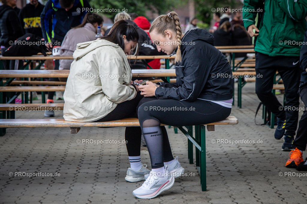 23. ASV Nachtlauf; Koeln, 13.05.26 | Impressionen vom 23. ASV Nachtlauf am 13.05.26 am Tanzbrunnen in Koeln. Foto: BEAUTIFUL SPORTS/Axel Kohring
