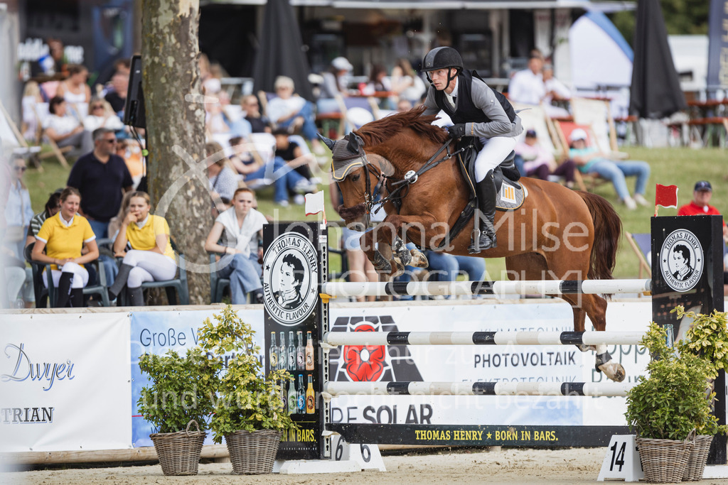 250711_BHO_2Ph-M2-2-815 | Deine schönsten Turniermomente als professionelle Fotos! Entdecke hochwertige Pferdesport-Fotografie im Online-Shop. Jetzt Fotos finden & bestellen!