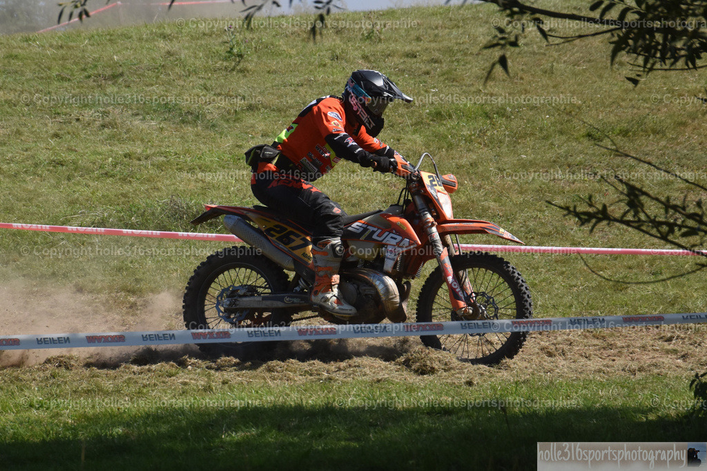 DSC_0183 | Sportfotografie , Motorsport, Motoross, Reitsport, Mointainbike, Enduro,
Landschaft , Outdoor, Eventfotografie, Landschaft, Bilder online bestellen - Realisiert mit Pictrs.com
