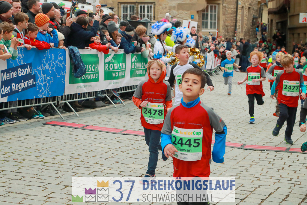 AOK JuniorCup 400m | 3Koenigslauf 2023 - Realisiert mit Pictrs.com
