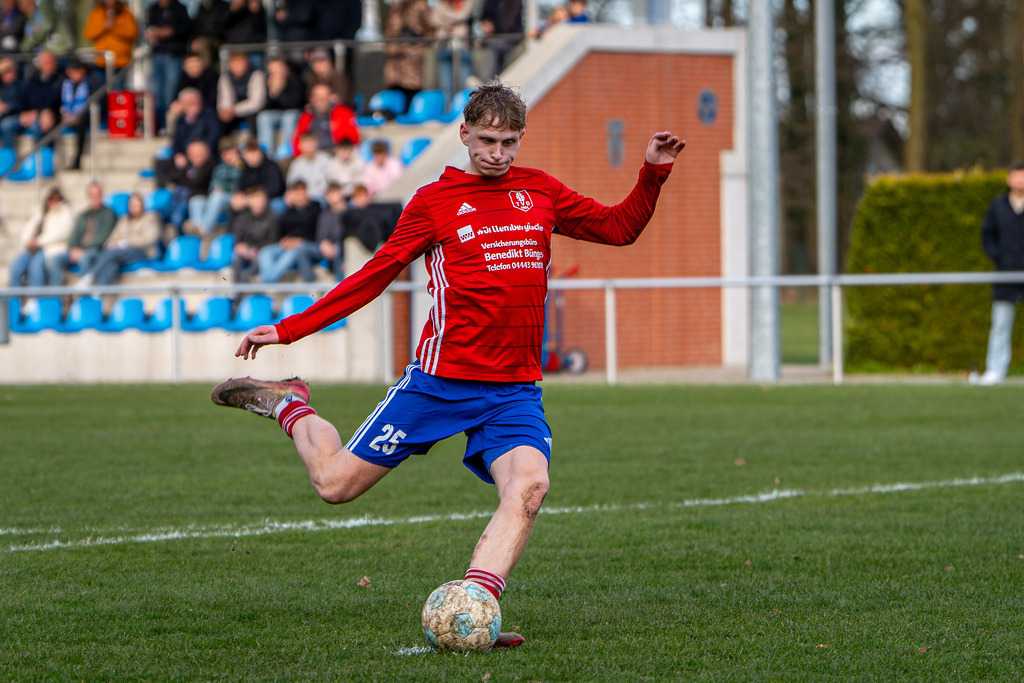 Fußball I Herren I Saison 2025-2026 I Halbfinale Kreispokal VEC I  BW Langförden - TV Dinklage II I 19764 | jns.sportfotos - Realisiert mit Pictrs.com