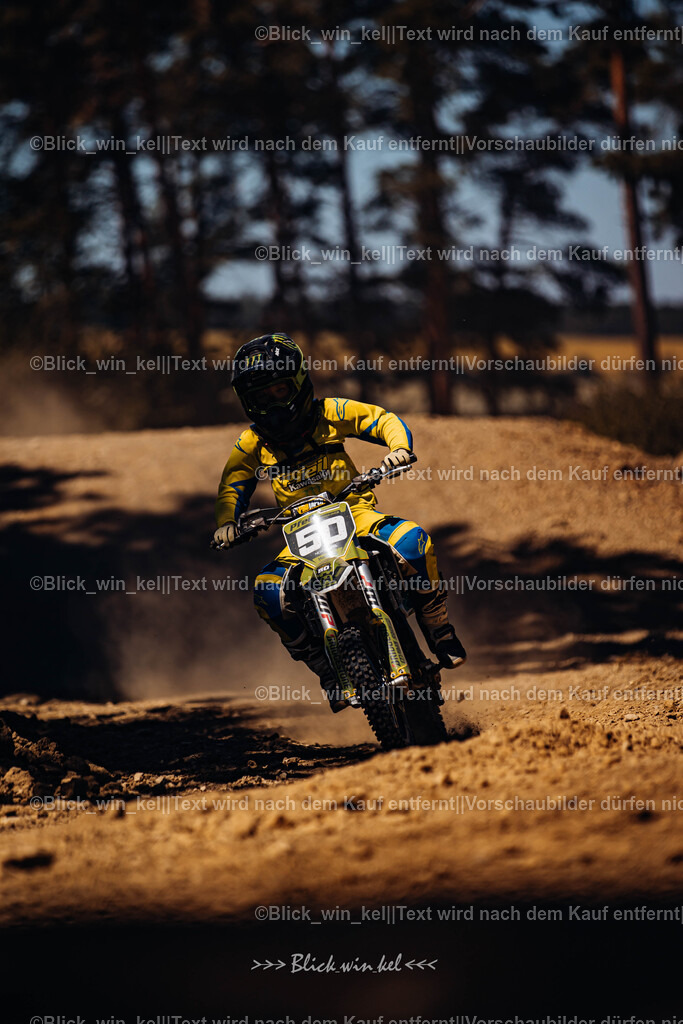 E68A0081 | blick_win_kel