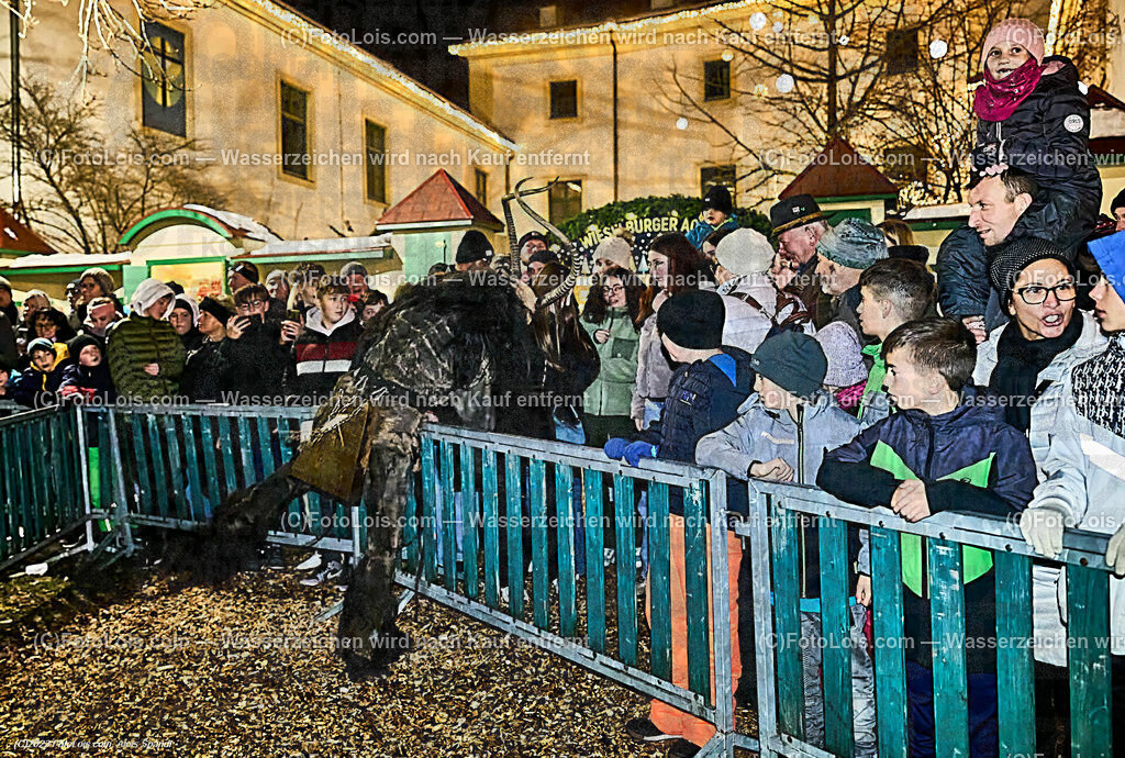 ALP5293_WIESELBURGER ADVENT_Perchtenlauf | (C)FotoLois.com, Alois Spandl, WIESELBURGER ADVENT, Perchtenlauf, So 10. Dez. 2023.