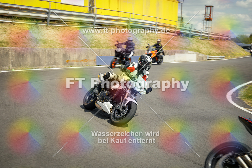 OBK_Mai_Volker_Adam-10863 | Hier findet Ihr Bilder von Touristenfahrten auf der Nürburgring Nordschleife oder von anderen Veranstaltungen die ich besucht habe. Viel Spass beim Durch Schauen 