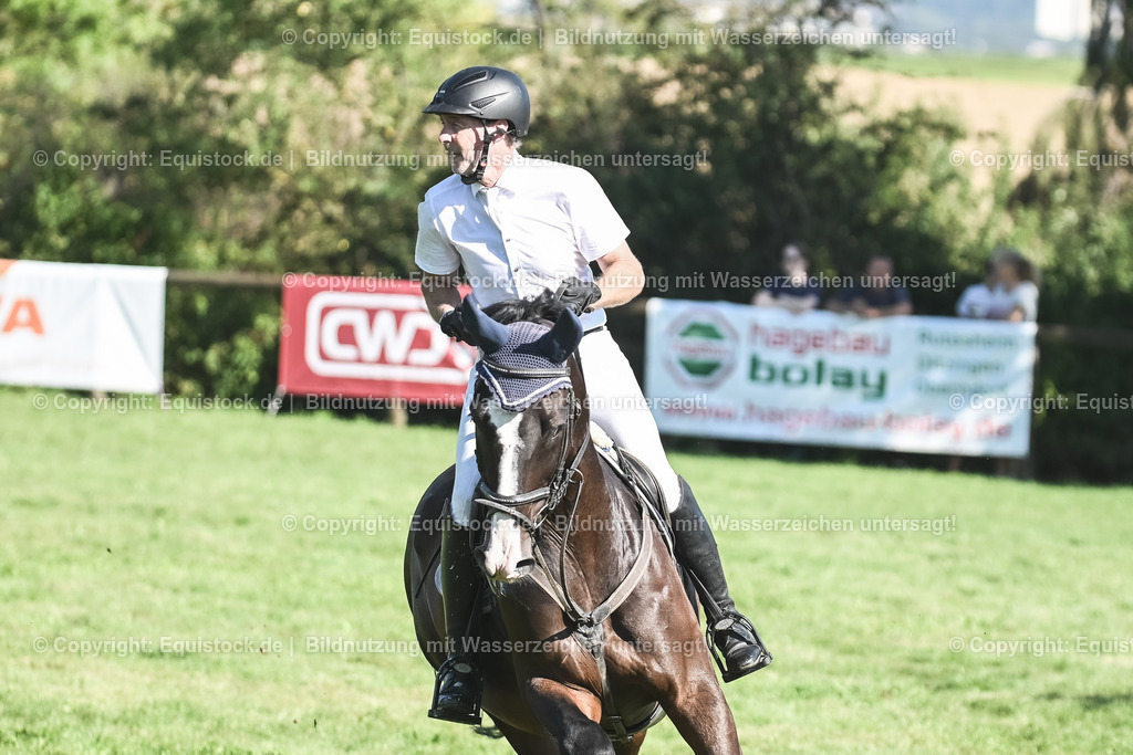 20230908_24_Springen_M_0009 | equistock