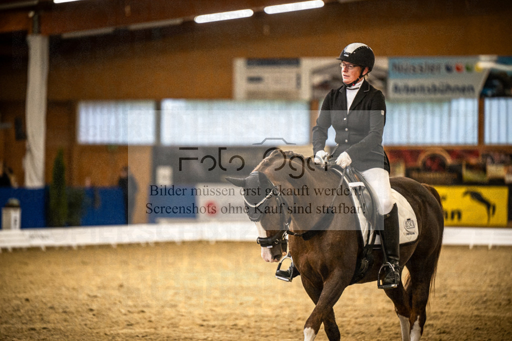 DOS_0607 | Entdecke hochwertige Reitturnierfotos von Foto Oger. Professionell, emotional und authentisch – jetzt Lieblingsmomente im Shop bestellen.Deutschlandweite Turnierfotografie. - Realisiert mit Pictrs.com