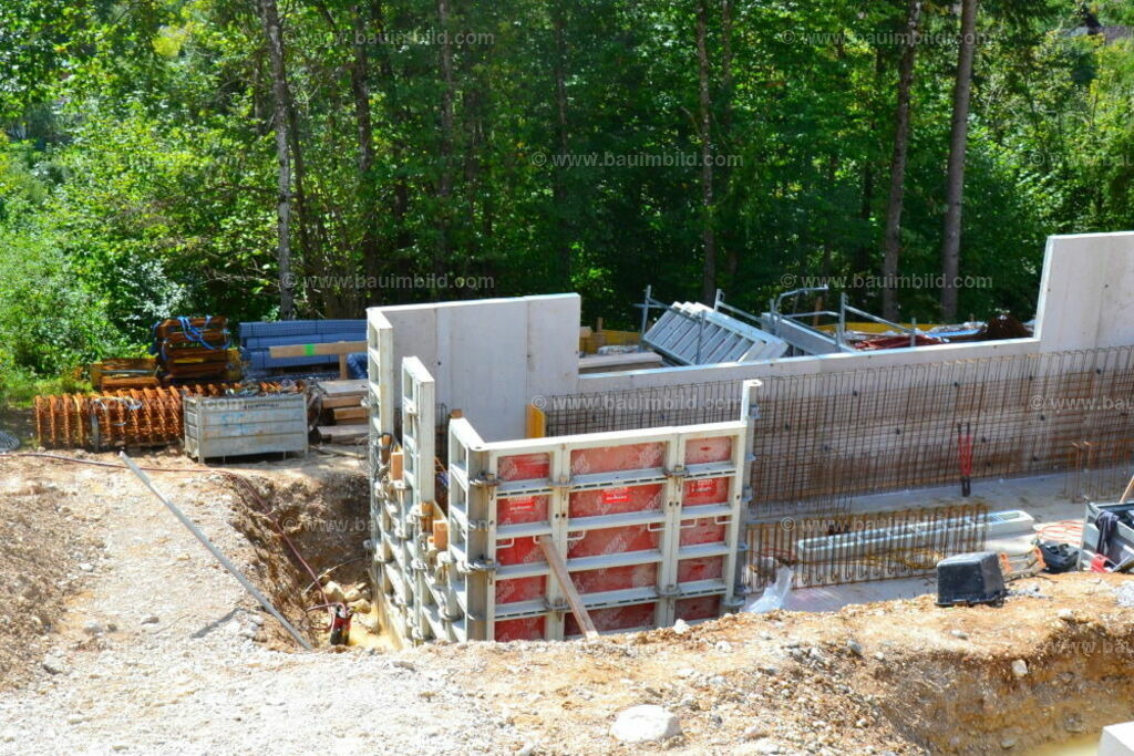 bib-lg04-betonarbeiten-0066 | Nach LV-Leistungsgruppen sortierte Detailfotos über den Bau eines Hauses. Alle Hausbau-Bilder direkt vom Urheber und Autor der Website Haus-Selber-Bauen.com