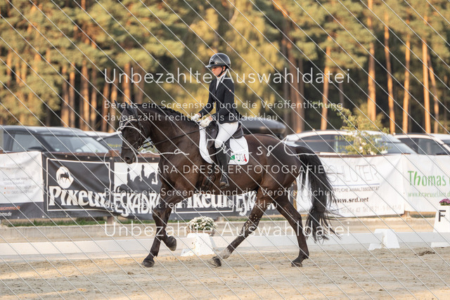 LR261_SD_07616 | saradresslerfotografie - Realisiert mit Pictrs.com