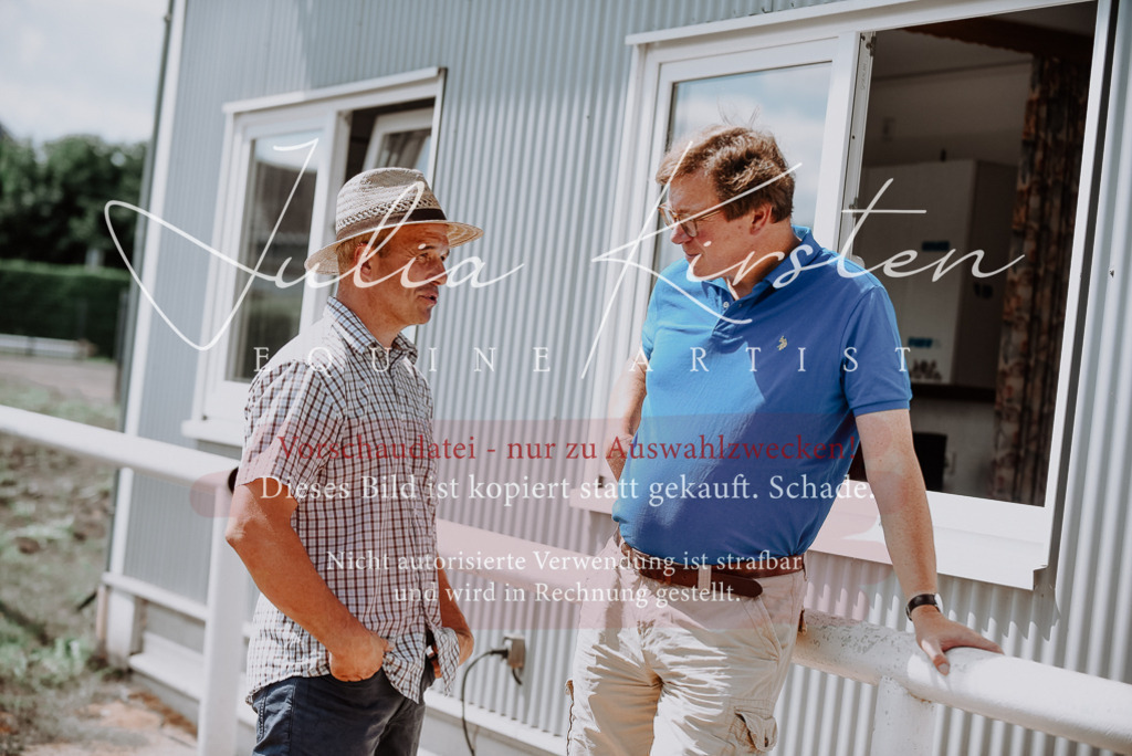 DSC_5932 | Pferde- und Turnierfotografie in Westsachsen. Pferdeportraits, Auftragszeichnungen und intuitive Kunst.